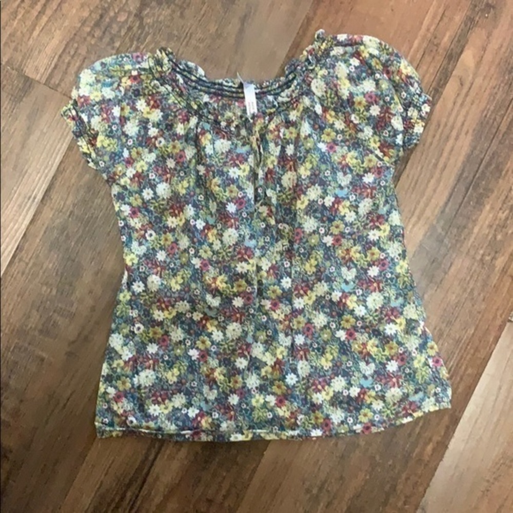 Old navy blouse